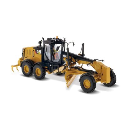 12M3 MOTOR GRADER