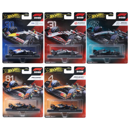 5 Formula 1 race cars